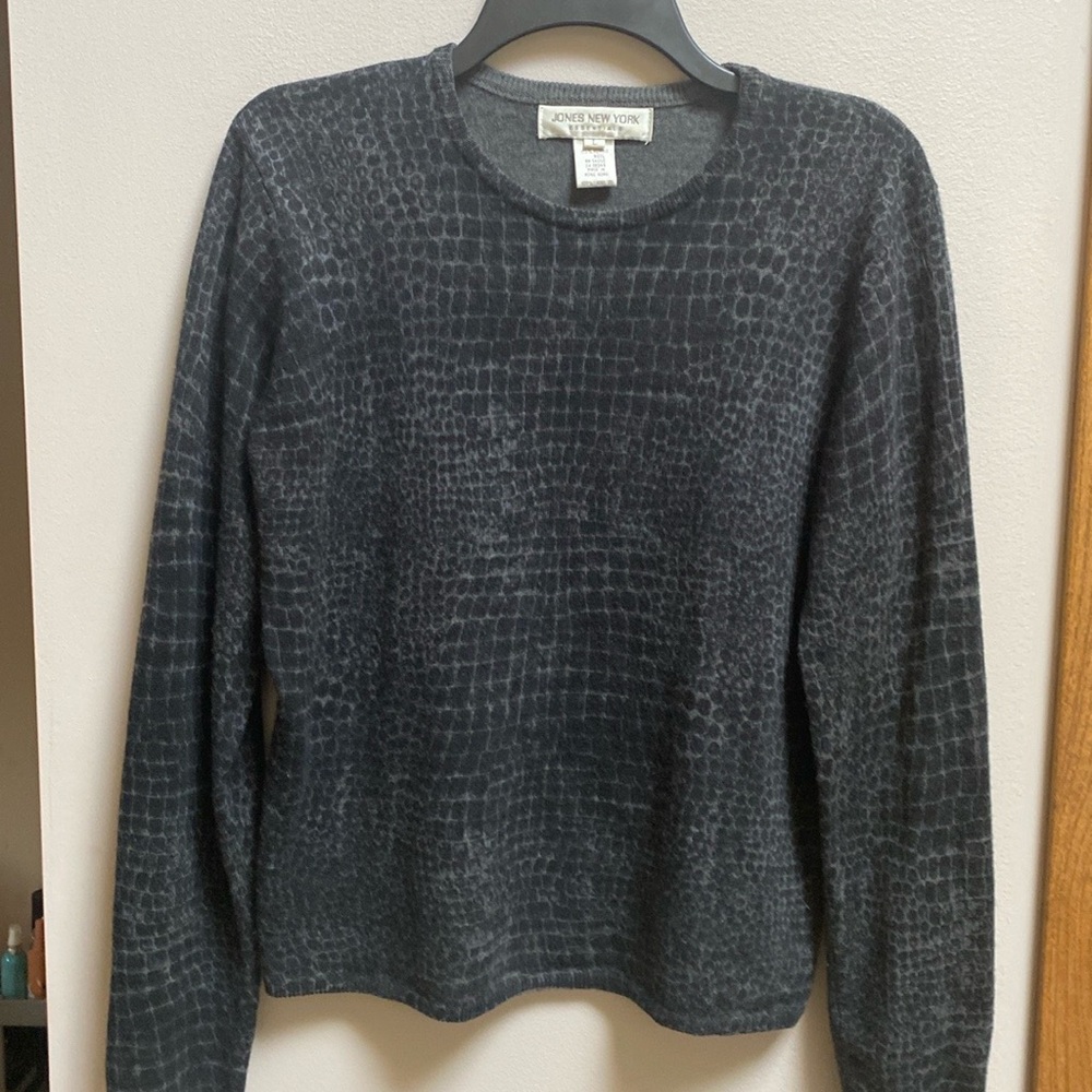 Jones New York crew neck sweater